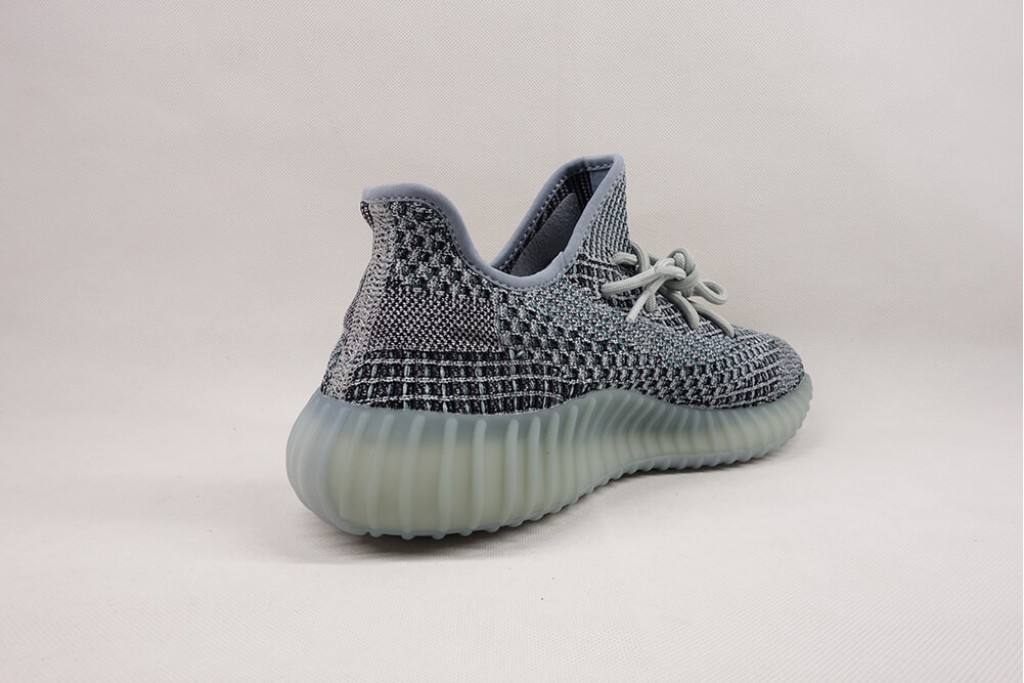 yeezy boost 350 v2 ash blue