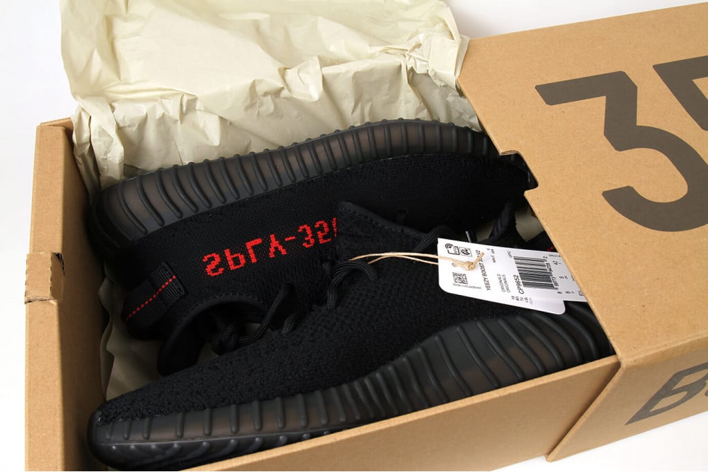 yeezy boost 350 v2 black red (bred)