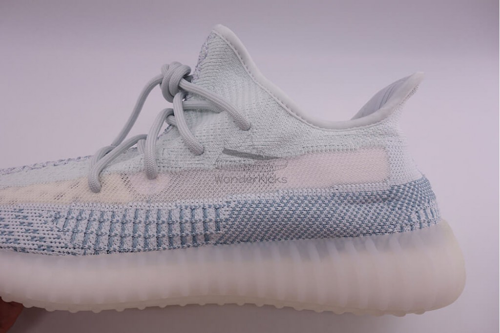 yeezy boost 350 v2 cloud white (non reflective)