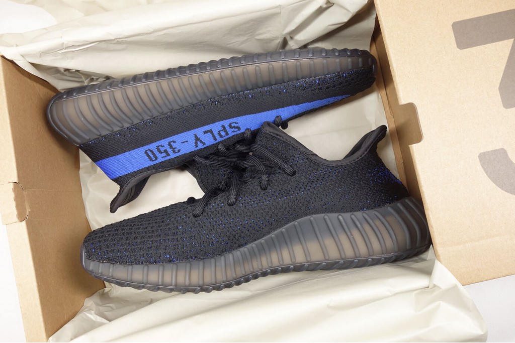 yeezy boost 350 v2 dazzling blue