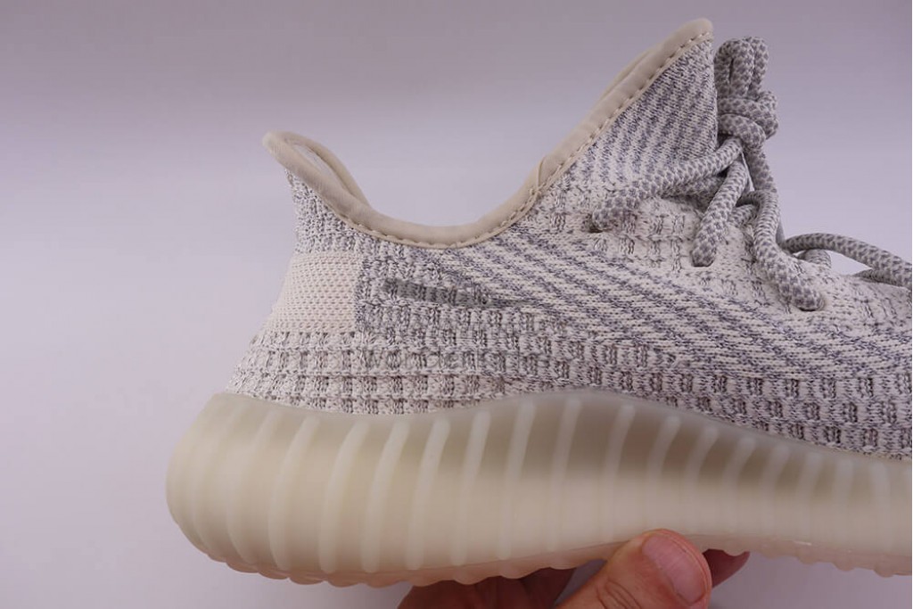 yeezy boost 350 v2 lundmark reflective