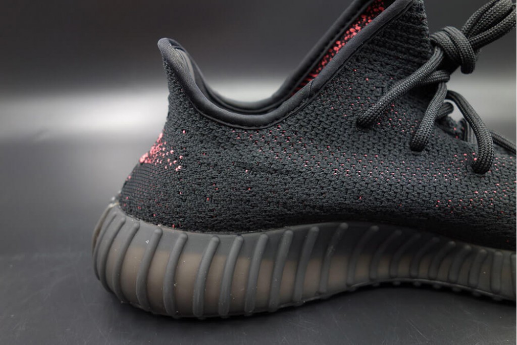 yeezy boost 350 v2 core black red