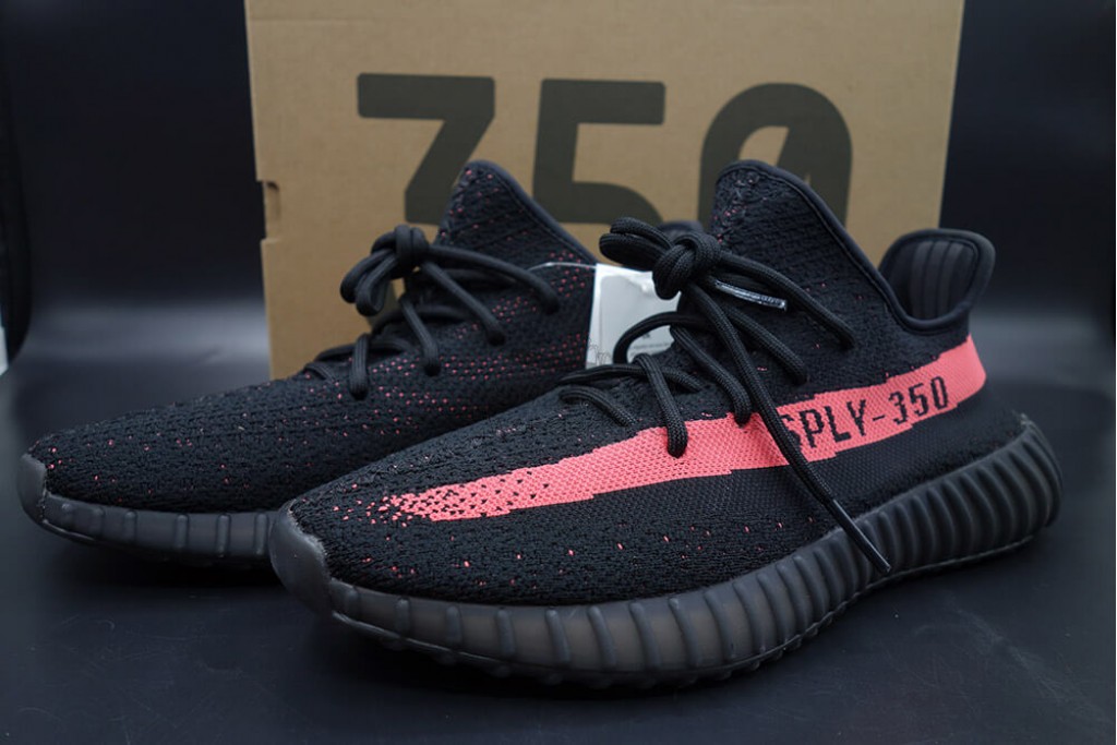 yeezy boost 350 v2 core black red