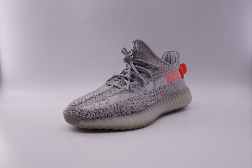 yeezy boost 350 v2 tail light