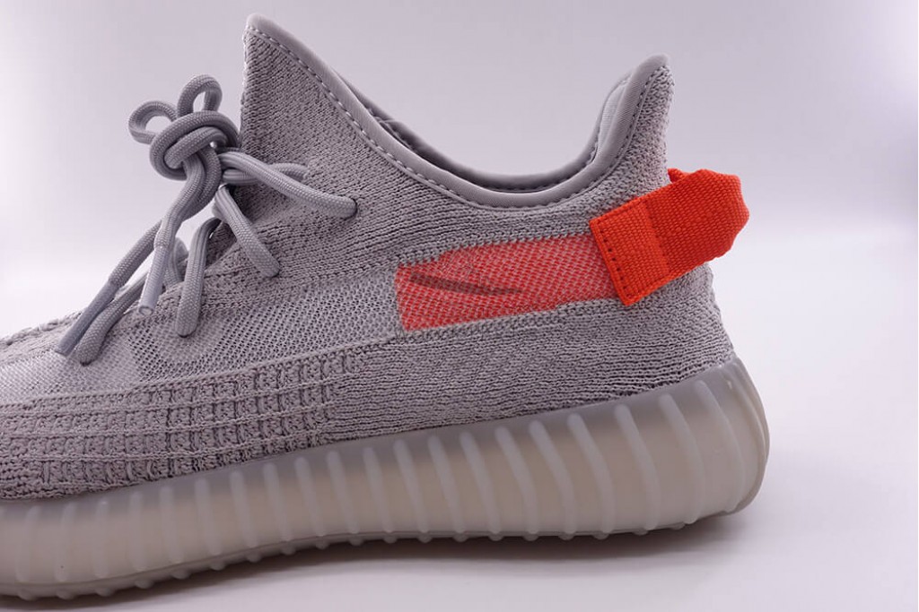 yeezy boost 350 v2 tail light