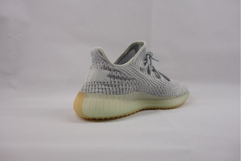 yeezy boost 350 v2 yeshaya (non reflective)