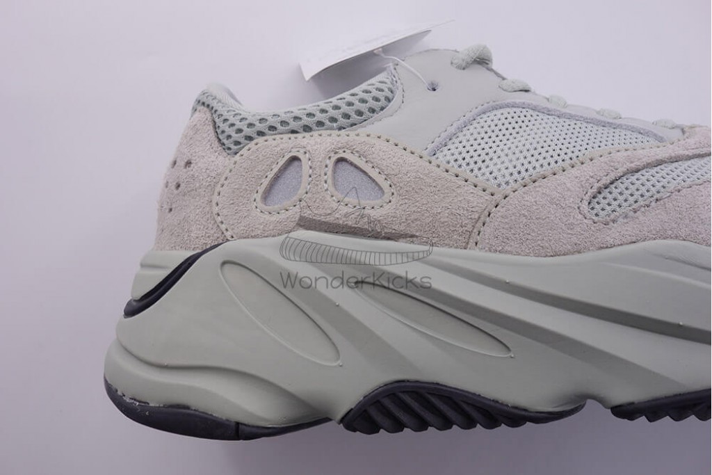 yeezy boost 700 salt