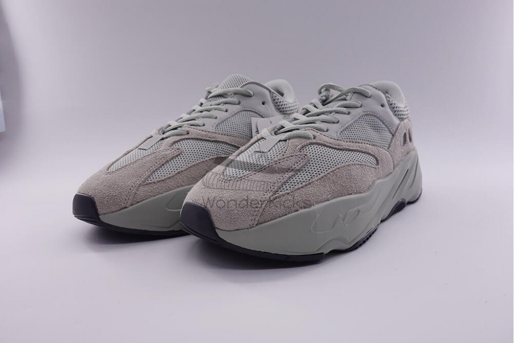 yeezy boost 700 salt