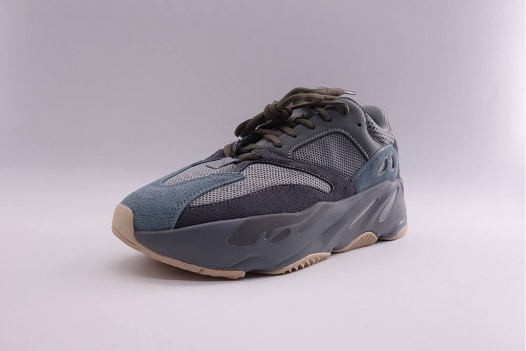 yeezy boost 700 teal blue