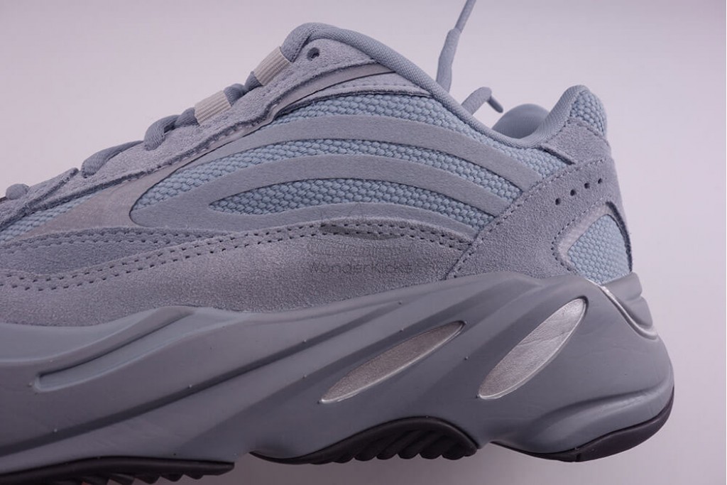 yeezy boost 700 v2 hospital blue