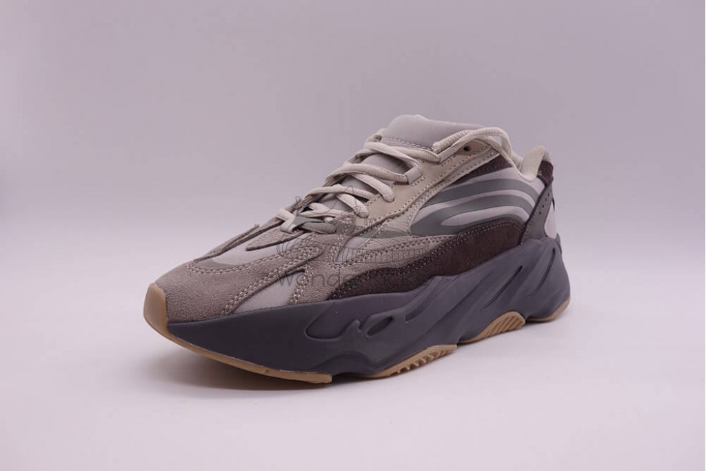 yeezy boost 700 v2 tephra