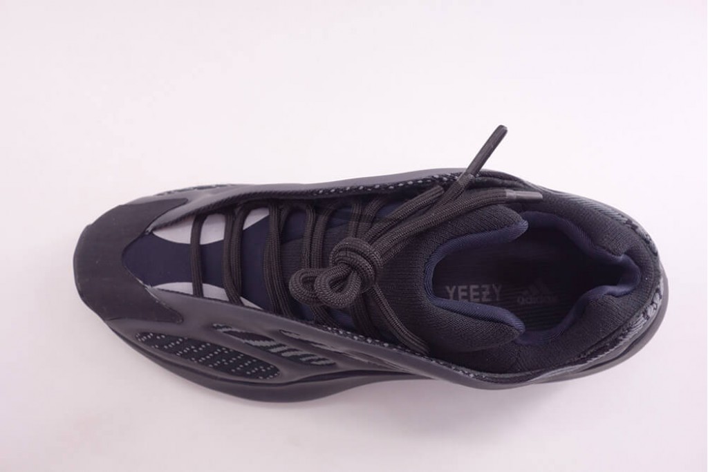 yeezy 700 v3 alvah