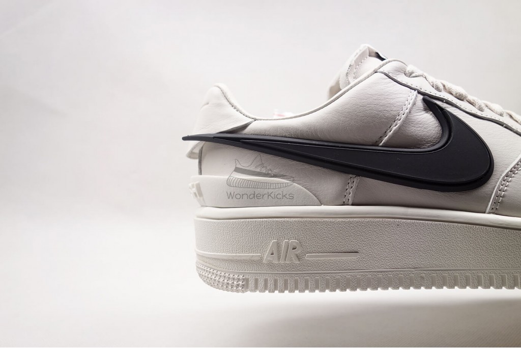 air force 1 low sp ambush phantom