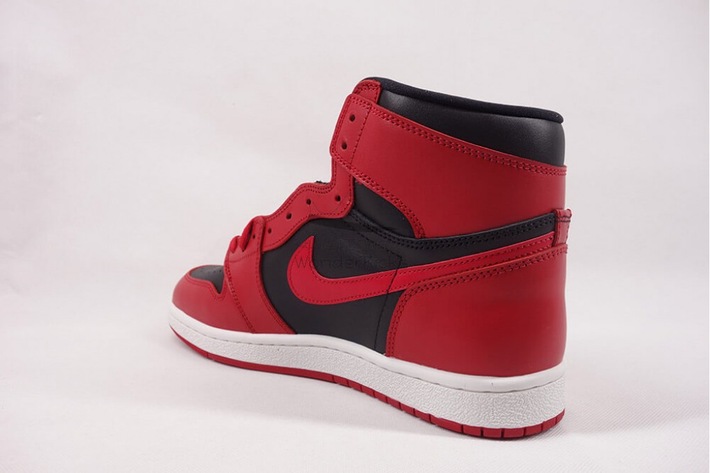 air jordan 1 retro high 85 varsity red