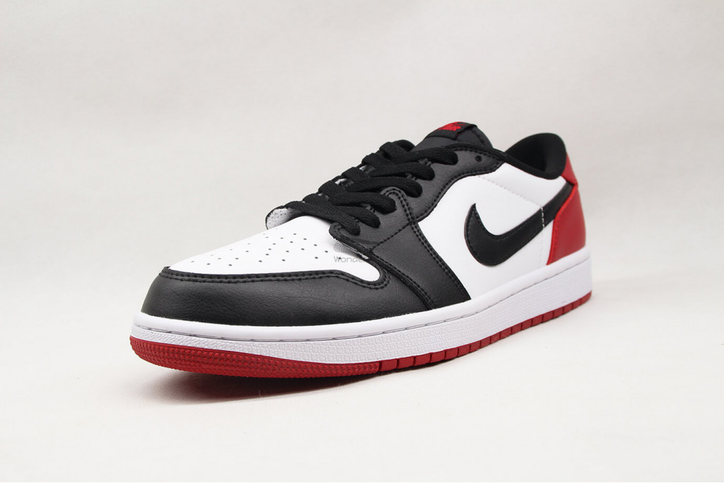 air jordan 1 retro low og black toe (2023)