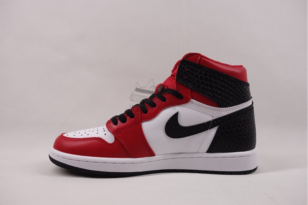 air jordan 1 retro high satin snake chicago