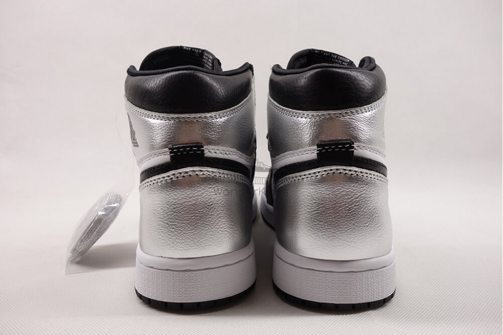 air jordan 1 retro high silver toe