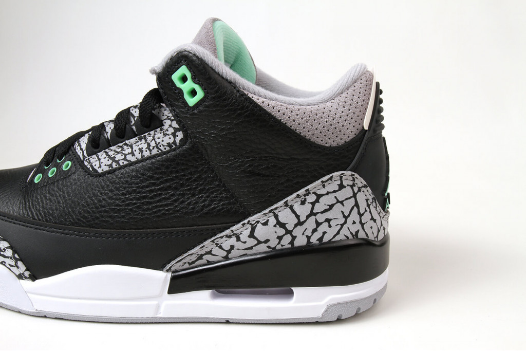 air jordan 3 retro green glow