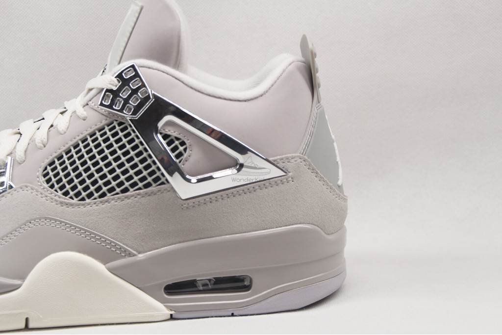 air jordan 4 retro frozen moments