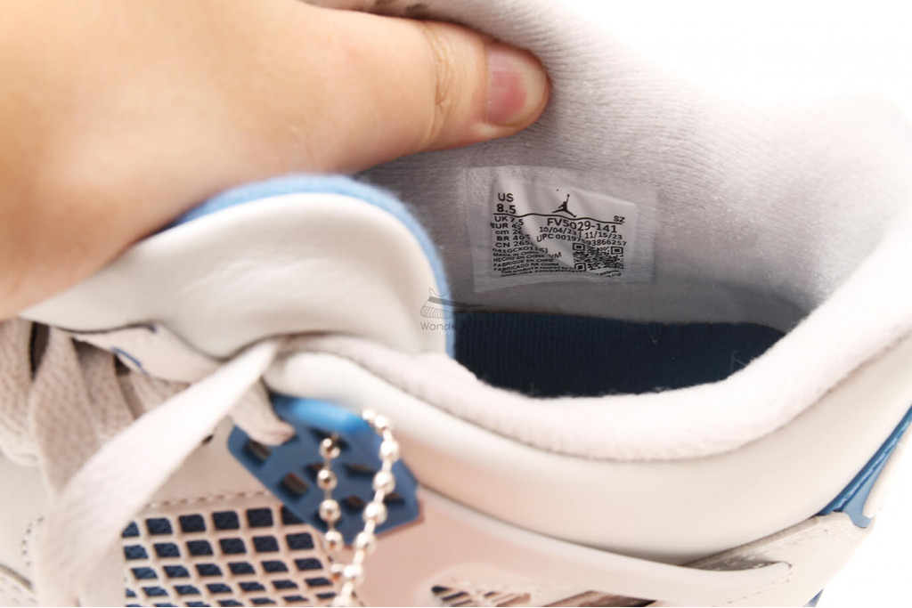 air jordan 4 retro military blue (2024)