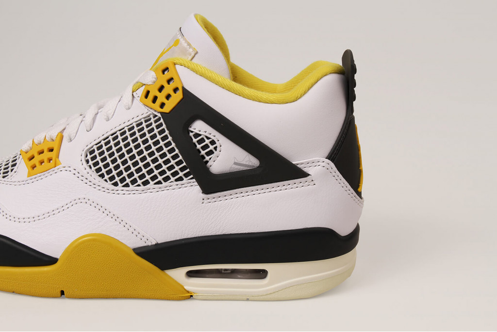 air jordan 4 retro vivid sulfur