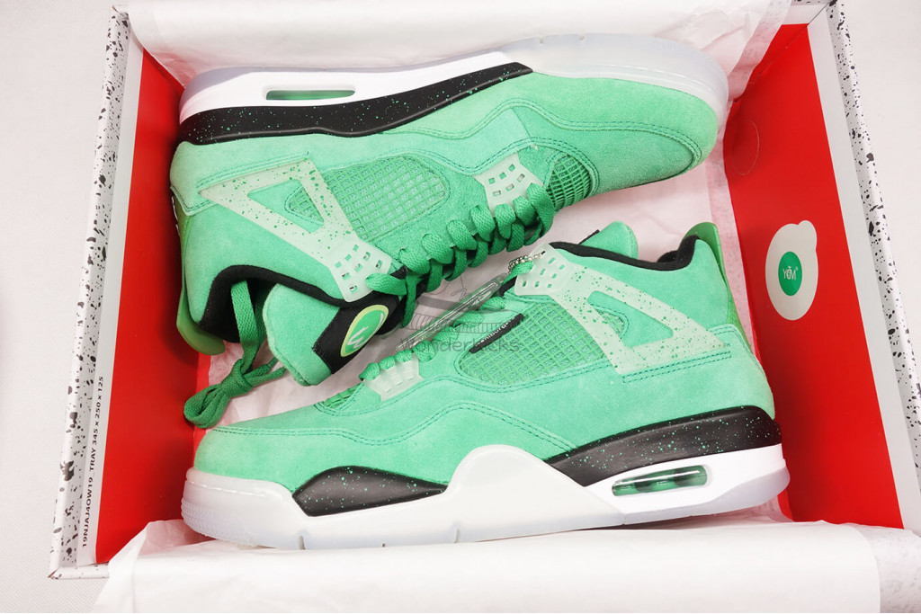 air jordan 4 retro wahlburgers