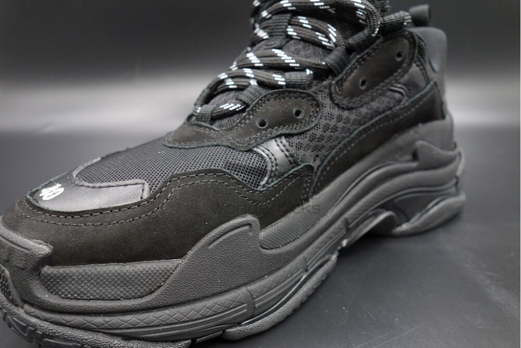 bc triple s trainer all black