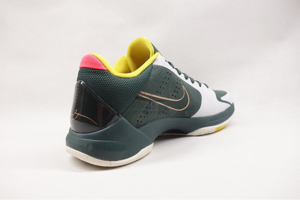 kobe 5 protro eybl girls