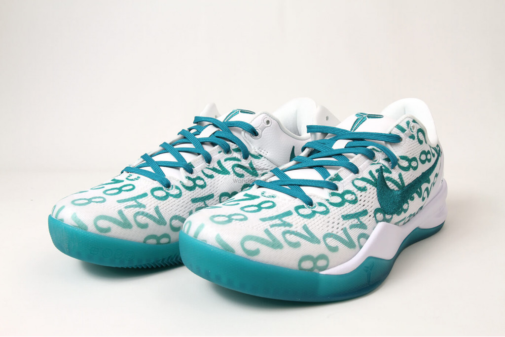 kobe 8 protro radiant emerald