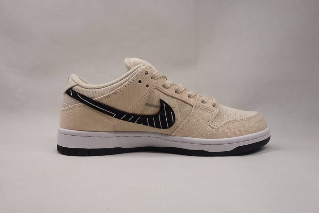 sb dunk low albino & preto