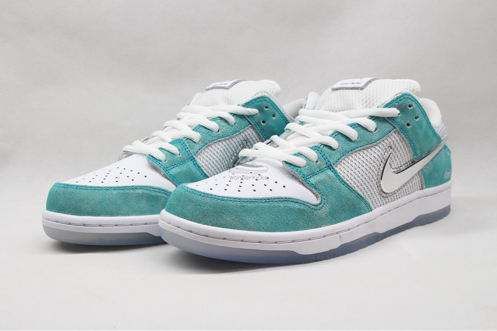 sb dunk low april skateboards