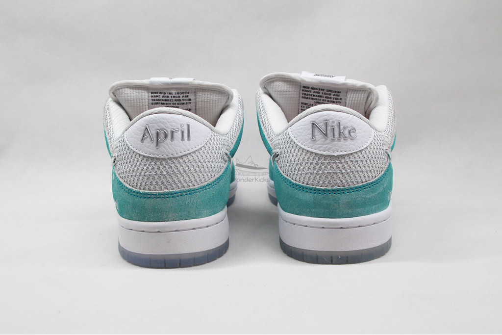 sb dunk low april skateboards