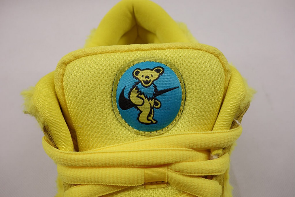 sb dunk low grateful dead bears opti yellow