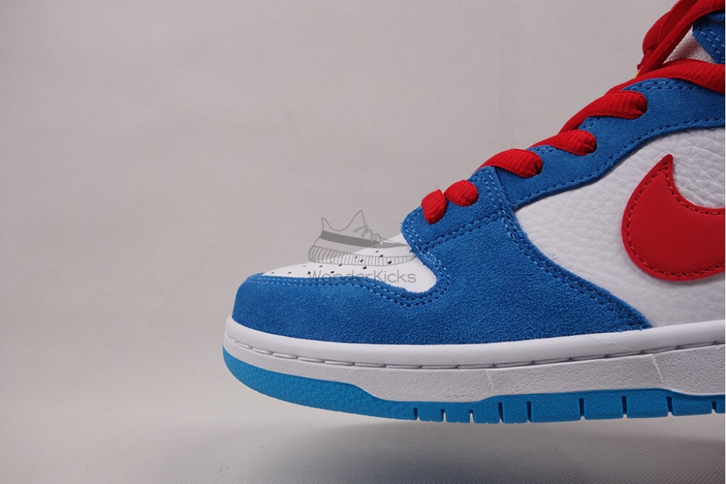 dunk sb high doraemon