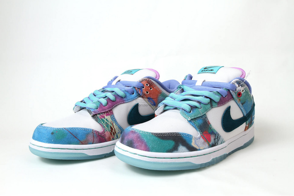 sb dunk low futura laboratories bleached aqua