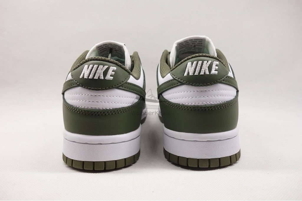 dunk low medium olive