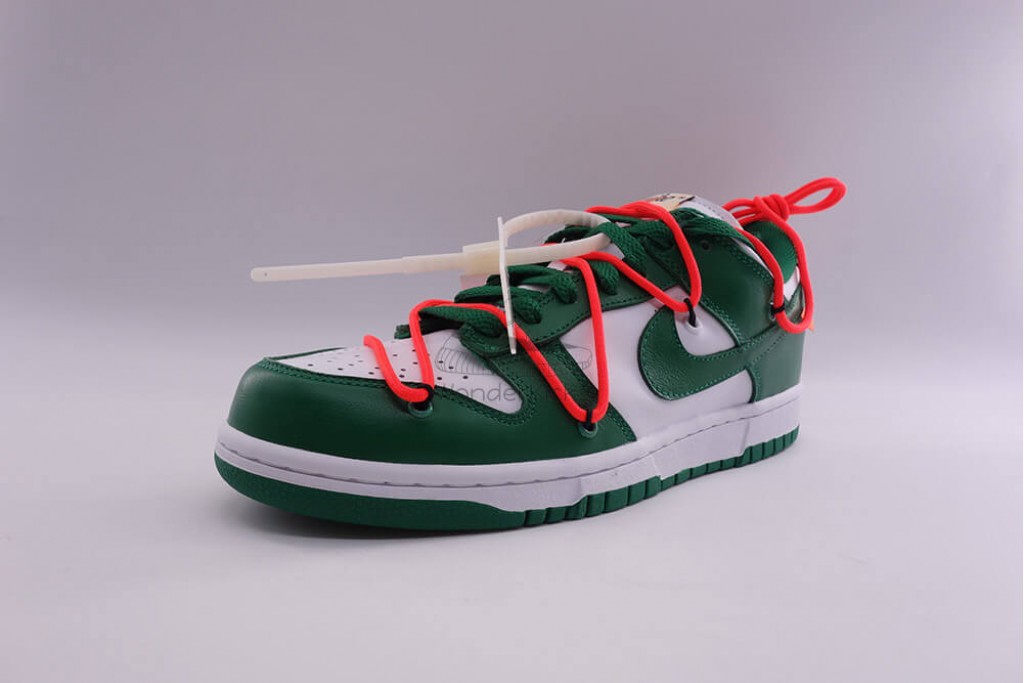 dunk low off white green