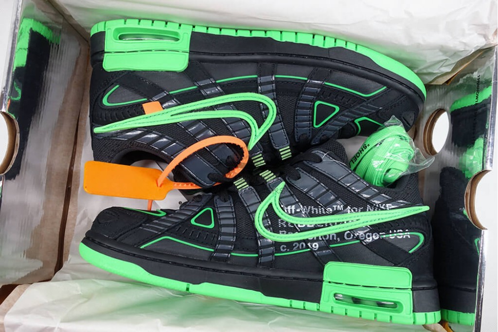 air rubber dunk off white green strike