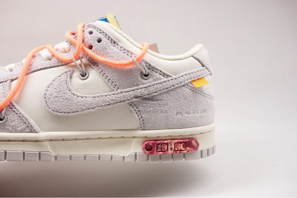 dunk low off white lot 19