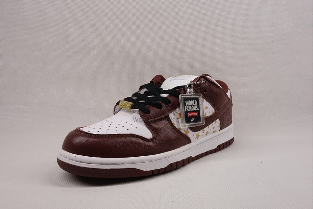 sb dunk low Sup*e stars barkroot brown