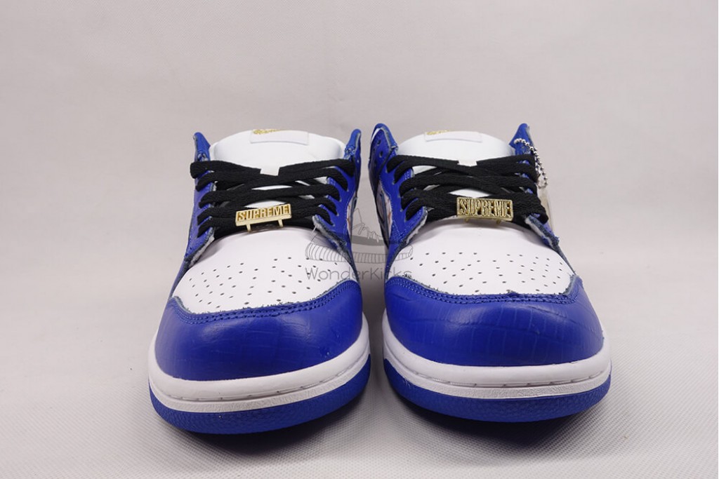 sb dunk low Sup*e stars hyper royal