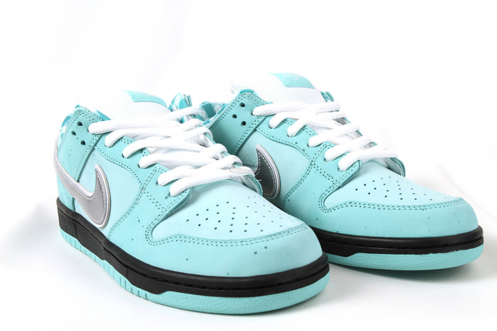 sb dunk low tiffany lobster