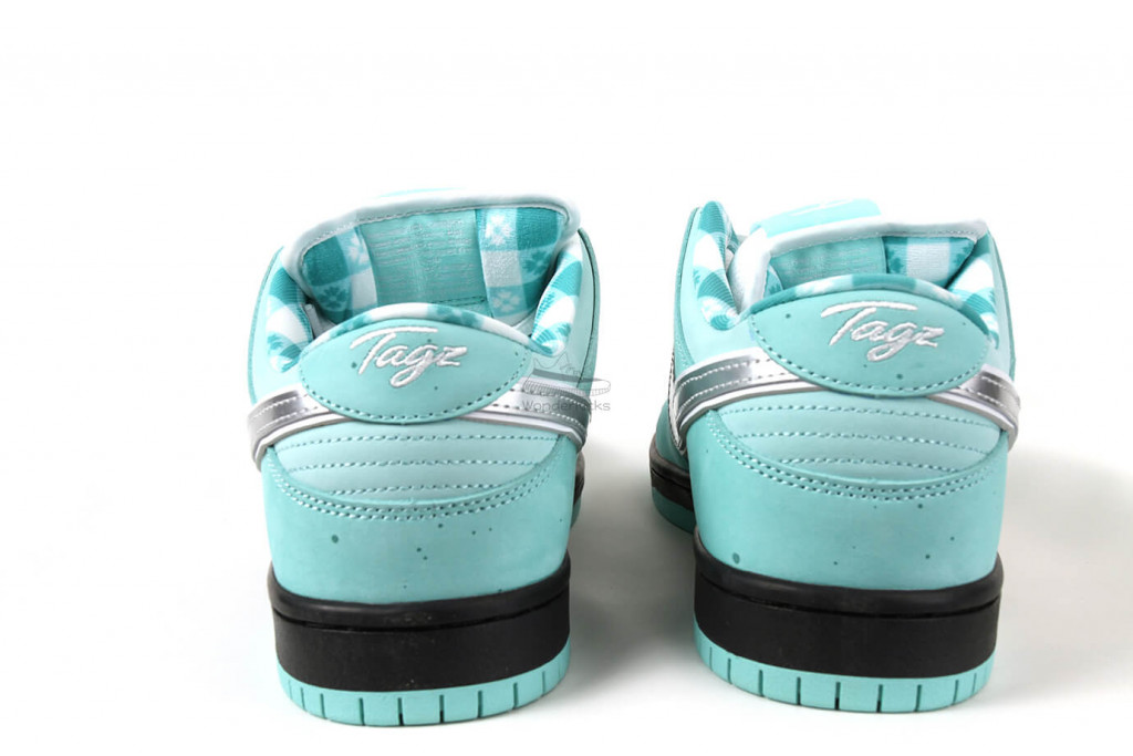 sb dunk low tiffany lobster