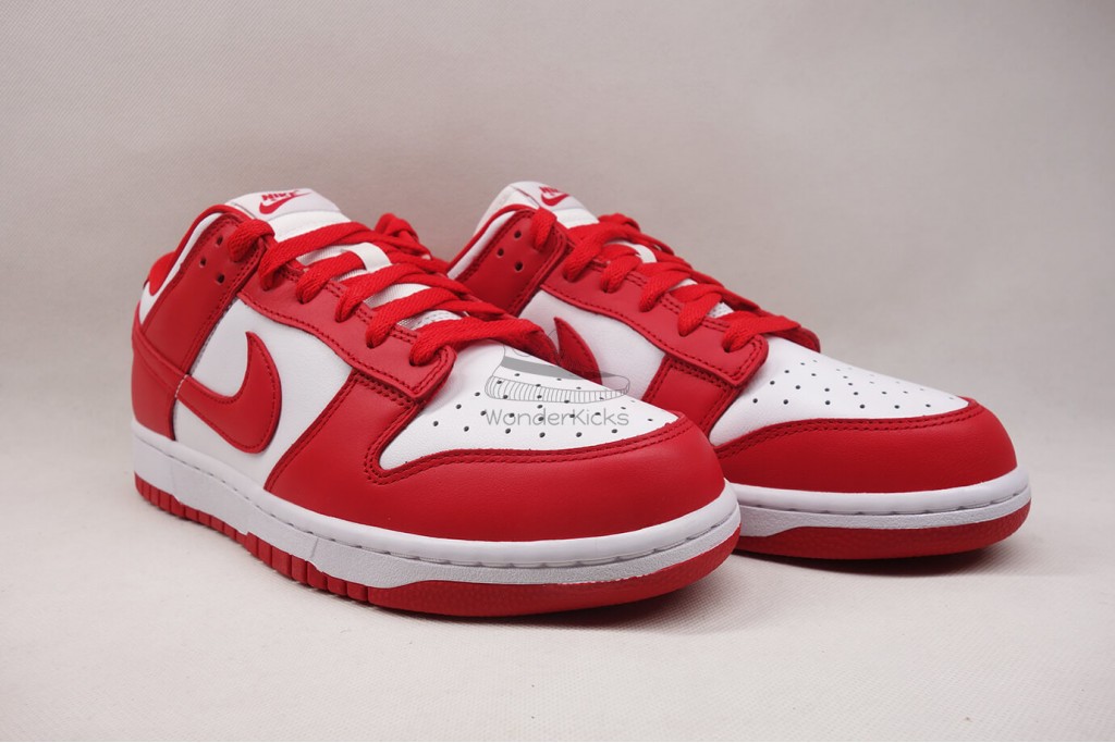 dunk low university red (2020)