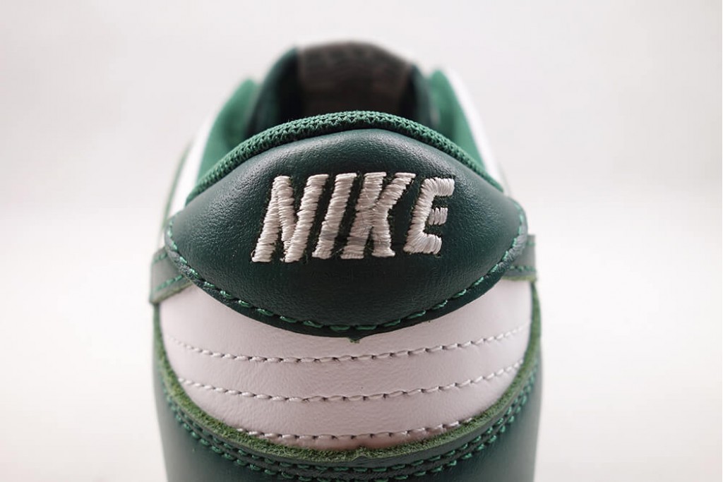 dunk low michigan state