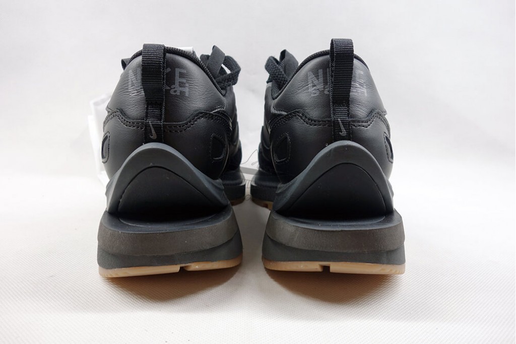 vaporwaffle sacai black gum